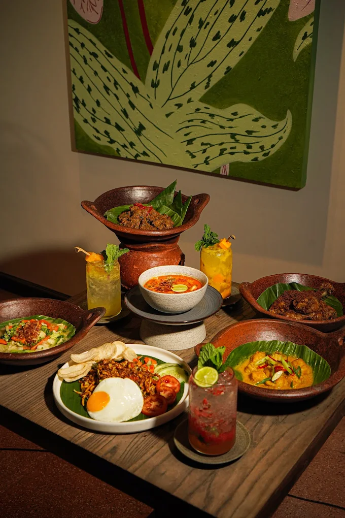 WARUNG OMA Interior